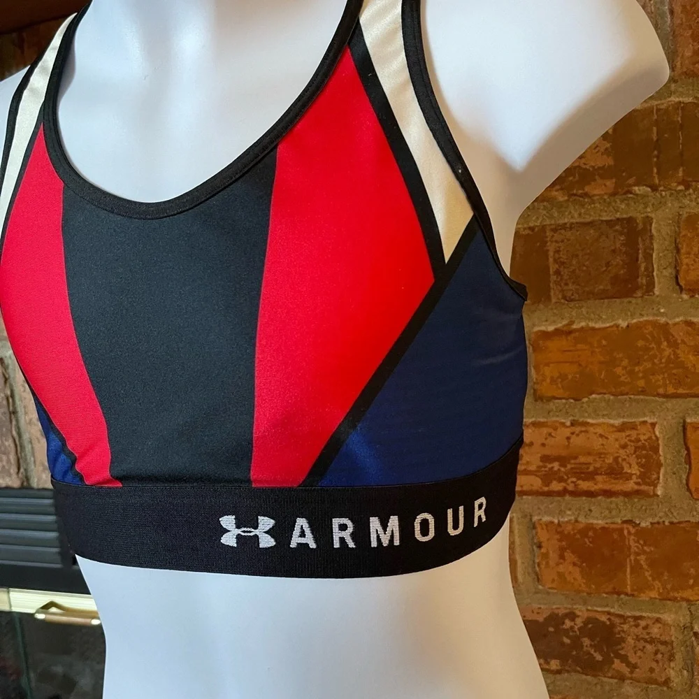 Under Armour USA Sports Athletic Bra Size - Picture 3 of 6